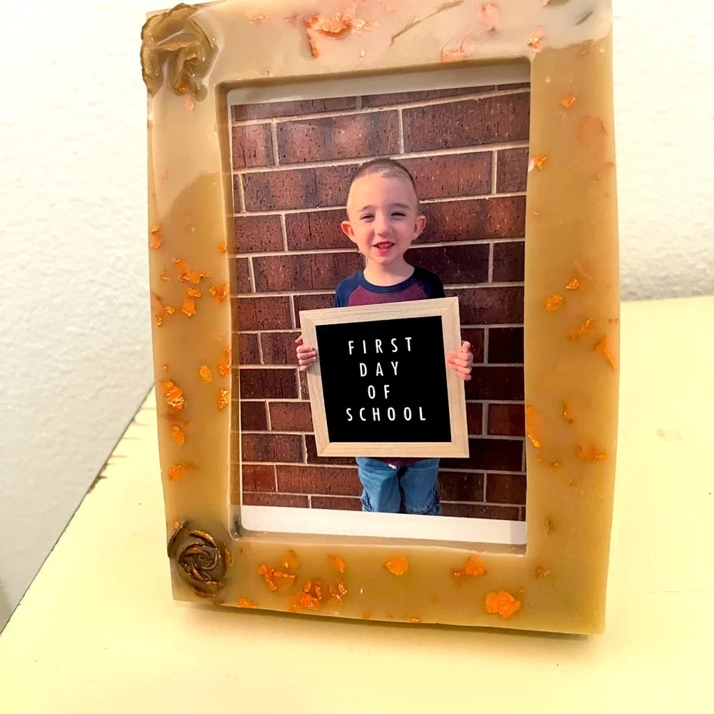 Custom Handmade Resin Frame - Picture 1 of 4